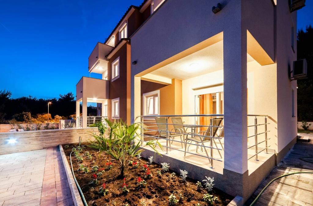 Apartments Hrvoje Vodice Eksteriør billede