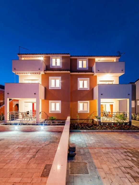 Apartments Hrvoje Vodice Eksteriør billede